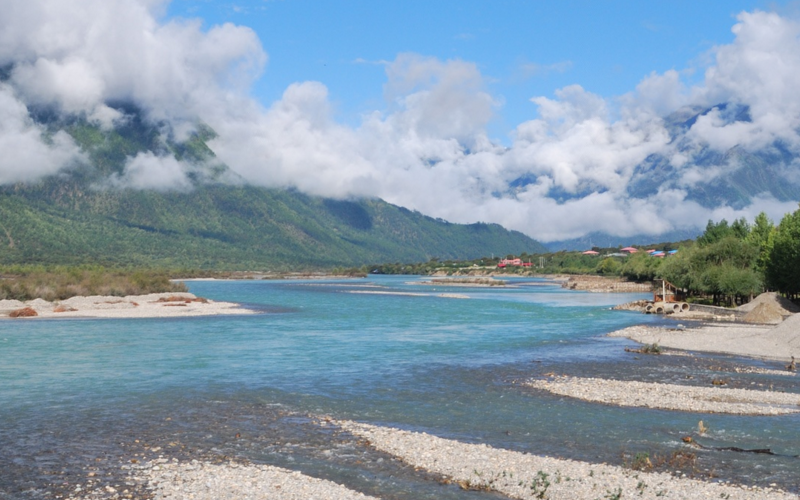 尼洋河